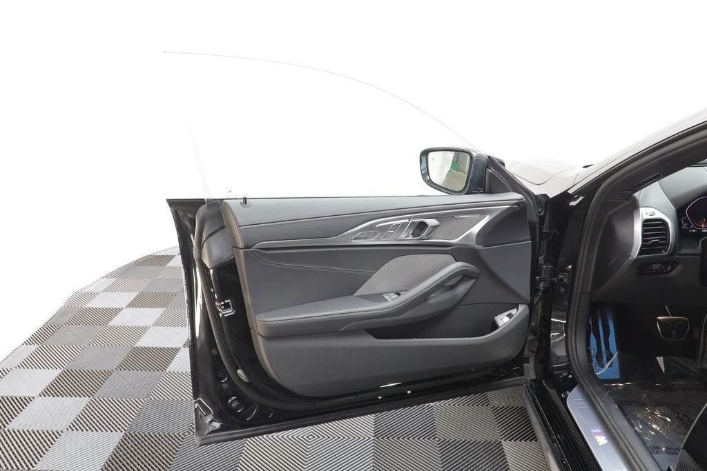 New 2026 Black Sapphire Metallic BMW 840 image 5