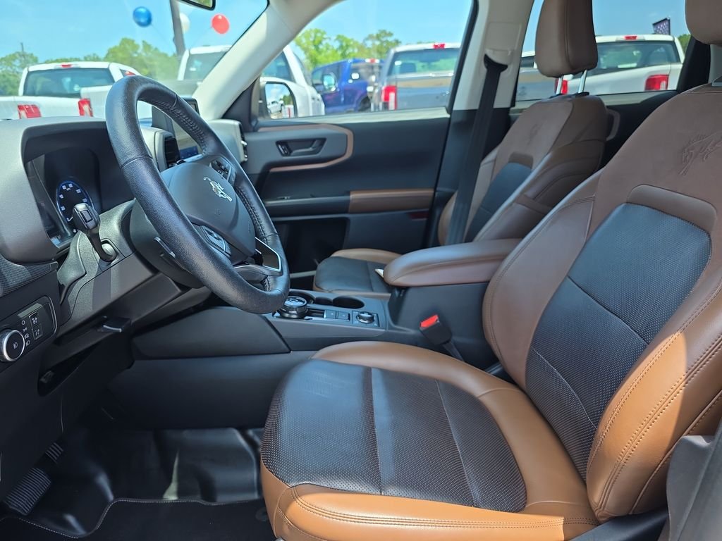 Used 2021 Blue Ford Badlands image 13