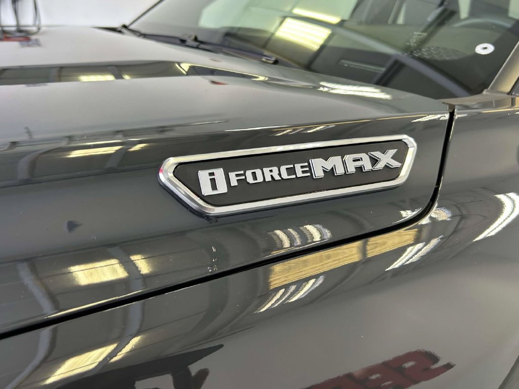 Used 2026  Toyota Limited image 9