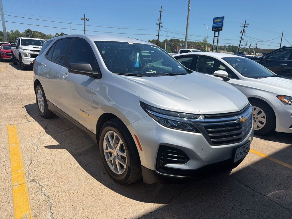 2022 Chevrolet Equinox LS