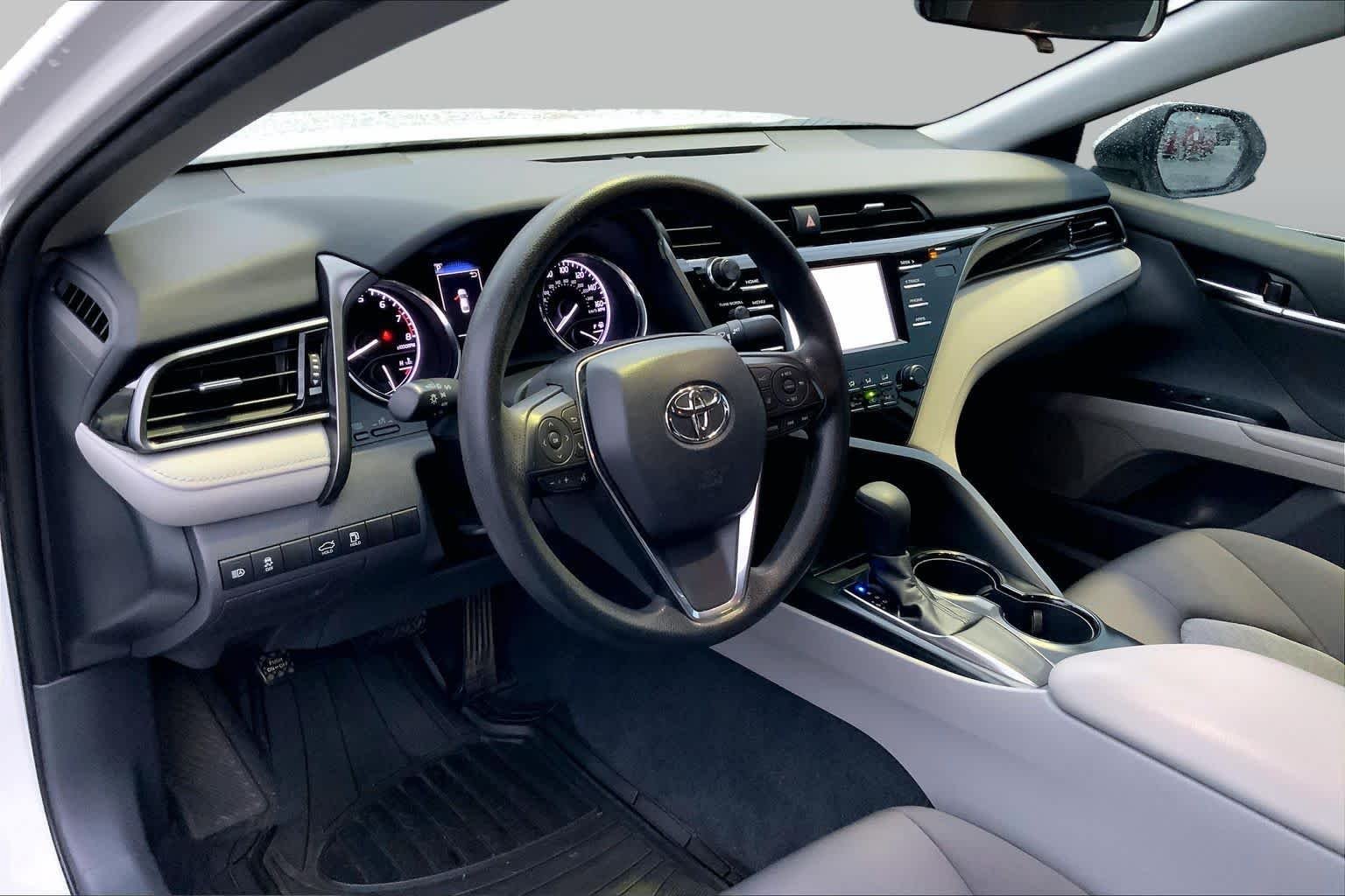 Used 2019 Super White Toyota LE image 17