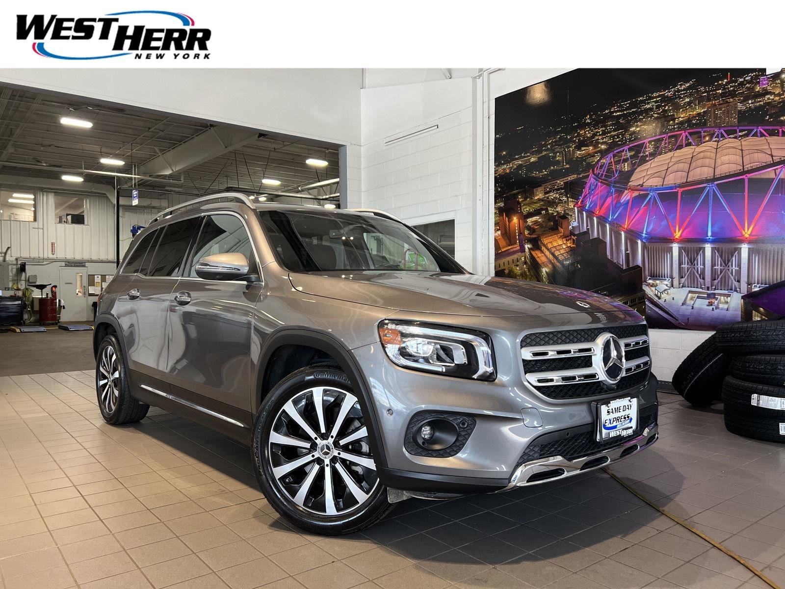 Used 2021 Mountain Grey Metallic Mercedes-Benz GLB 250 image 1