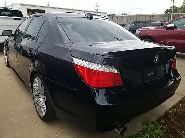 Used 2008 Black BMW 550i image 11