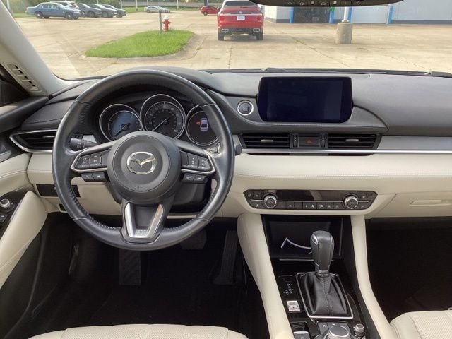 Used 2018 Sonic Silver Metallic Mazda Grand Touring Reserve image 17