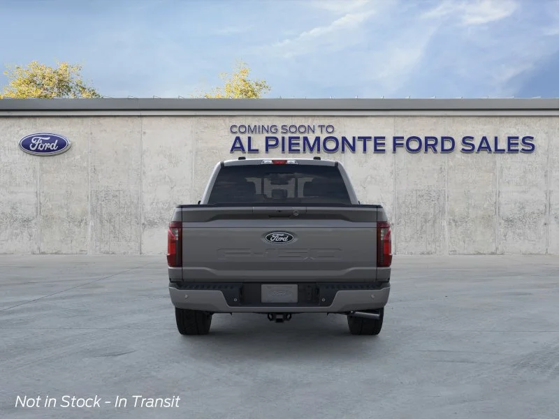 New 2026 Carbonized Gray Metallic Ford XLT image 5