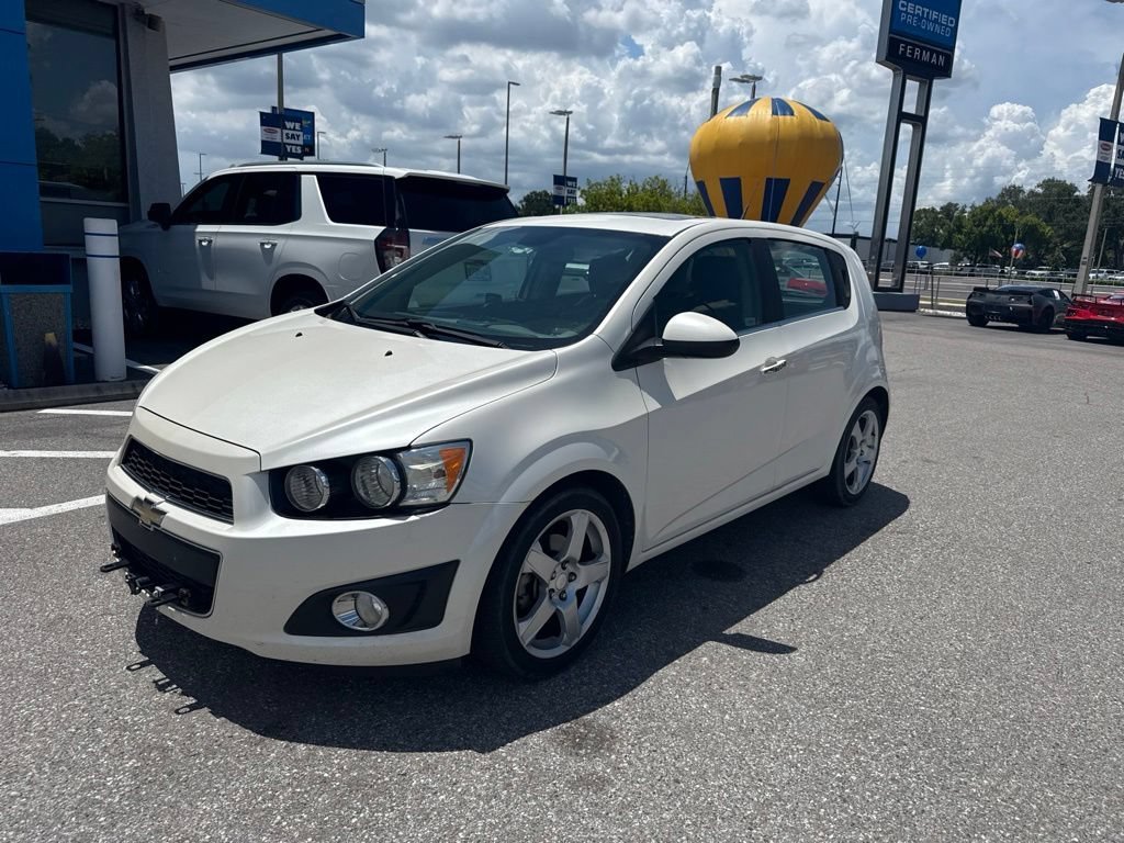 Used 2013 White Diamond Tricoat Chevrolet LTZ image 1