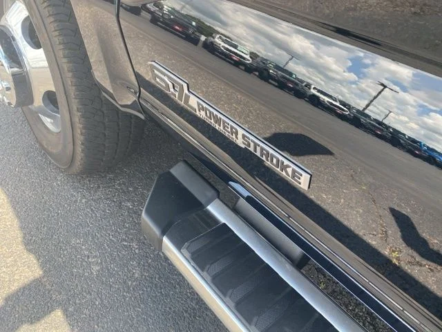 New 2026 Agate Black Metallic Ford F-350® Lariat® image 45