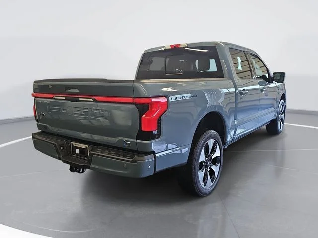 Used 2023 Gray Ford Platinum image 5