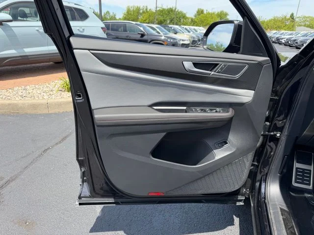 New 2026 Black Volkswagen 2.0T Peak Edition image 15