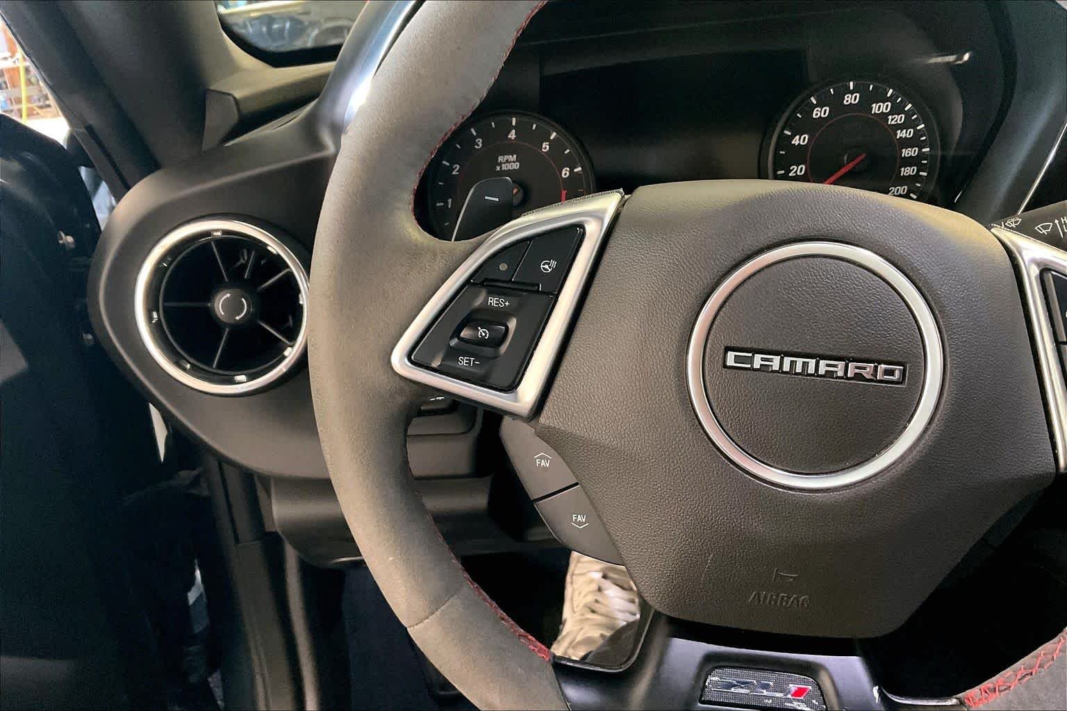 Used 2019 Shadow Gray Metallic Chevrolet ZL1 image 20
