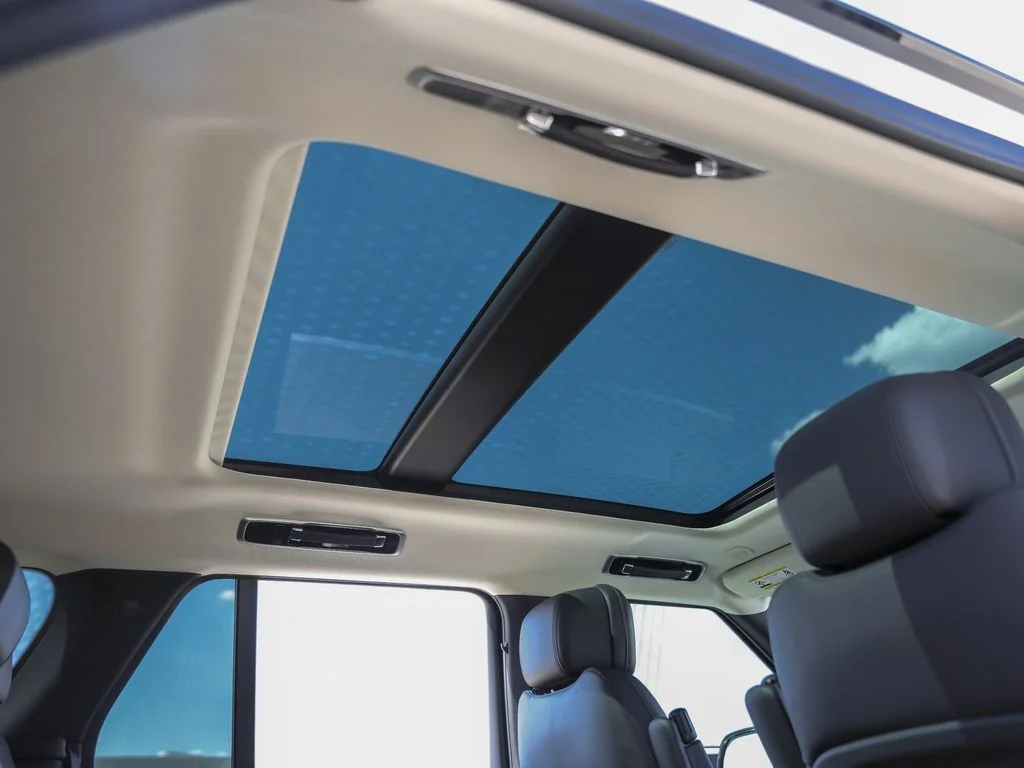 New 2025 White Land Rover SE image 35