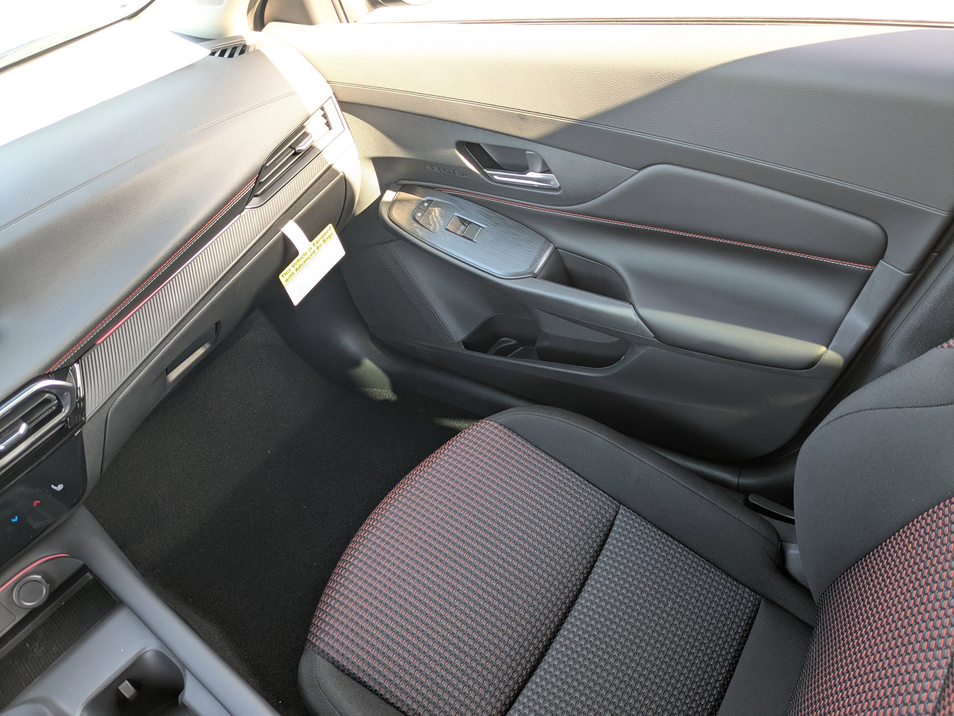 New 2026 Aspen White Tricoat Nissan SR image 24
