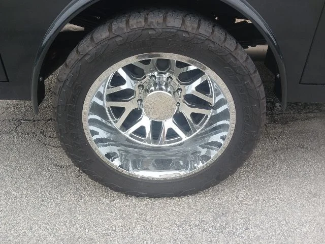 New 2026 Bright White Clear-Coat Exterior Paint RAM Laramie image 56