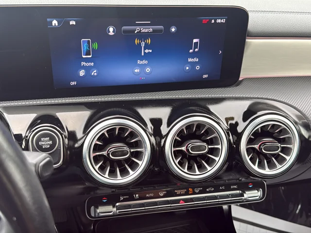 Used 2025 White Mercedes-Benz CLA 250 image 22