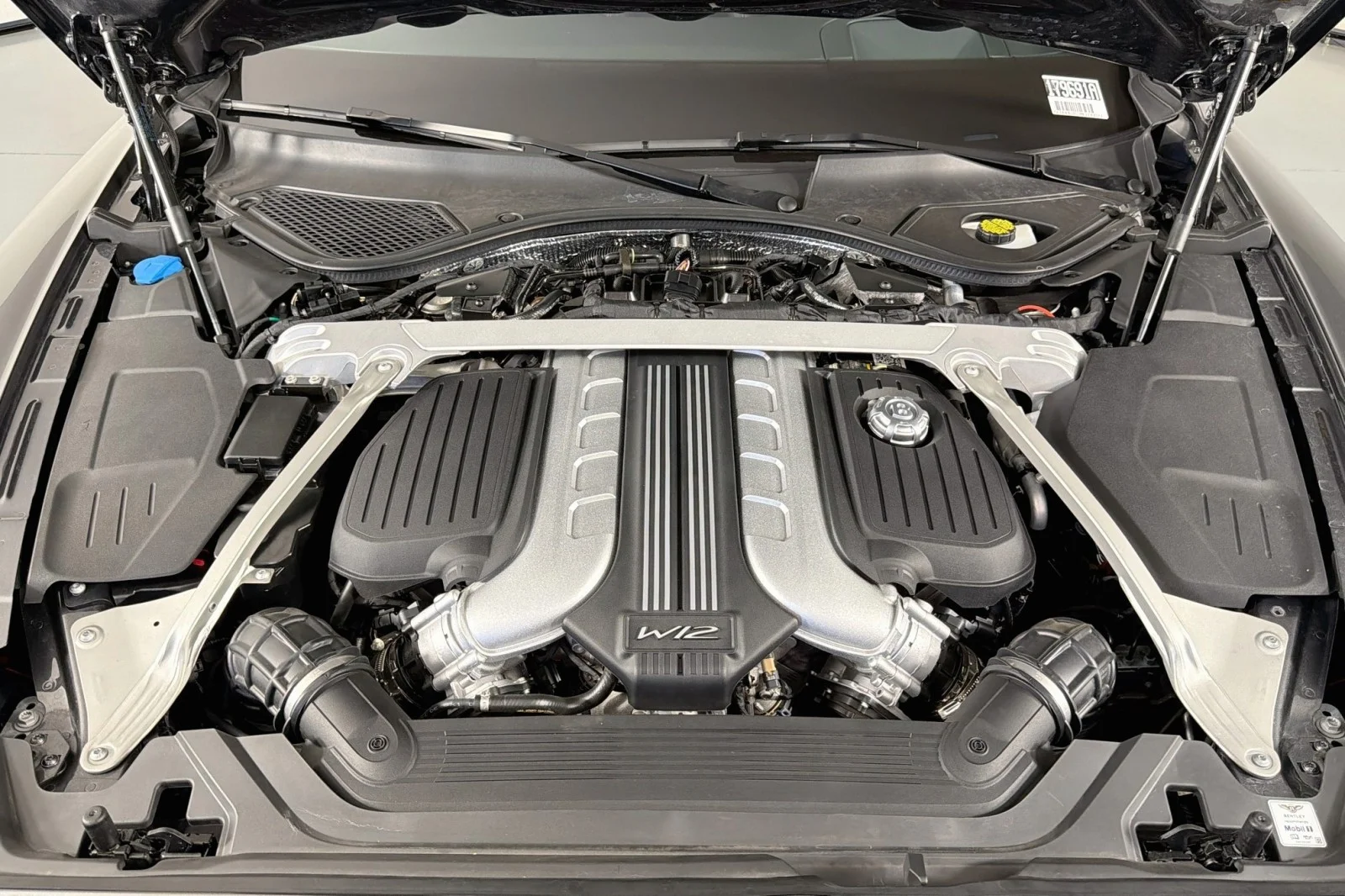 Used 2021 GRAY Bentley W12 image 11