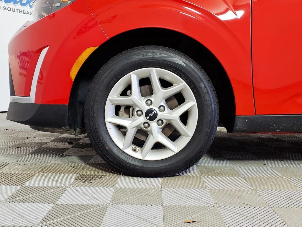 Certified Used 2024 Red Kia LX image 7