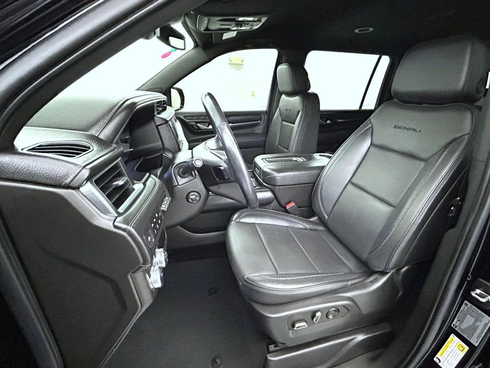 Used 2022 Black GMC Denali image 11