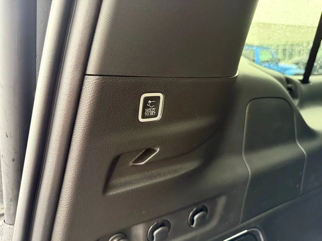 New 2026 High Gloss Black Exterior Paint Jeep  image 42