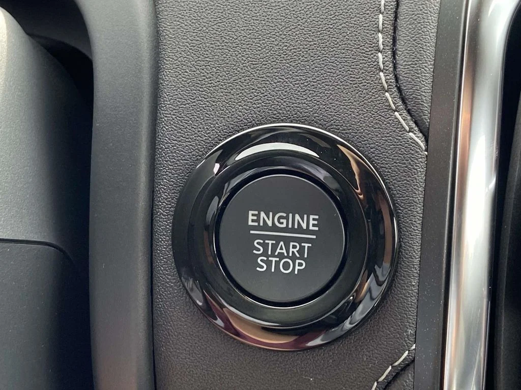 New 2027 Black Ford Platinum image 25