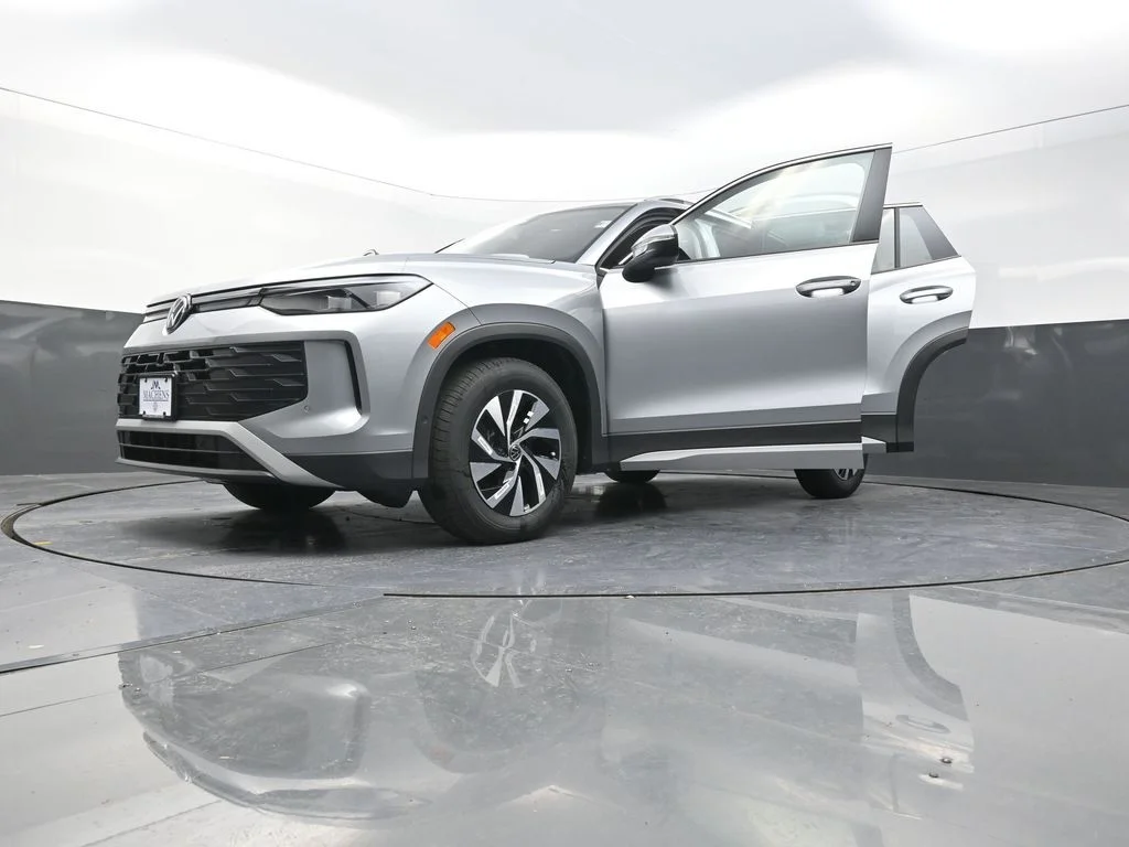 2026 Volkswagen Tiguan S - Photo 32
