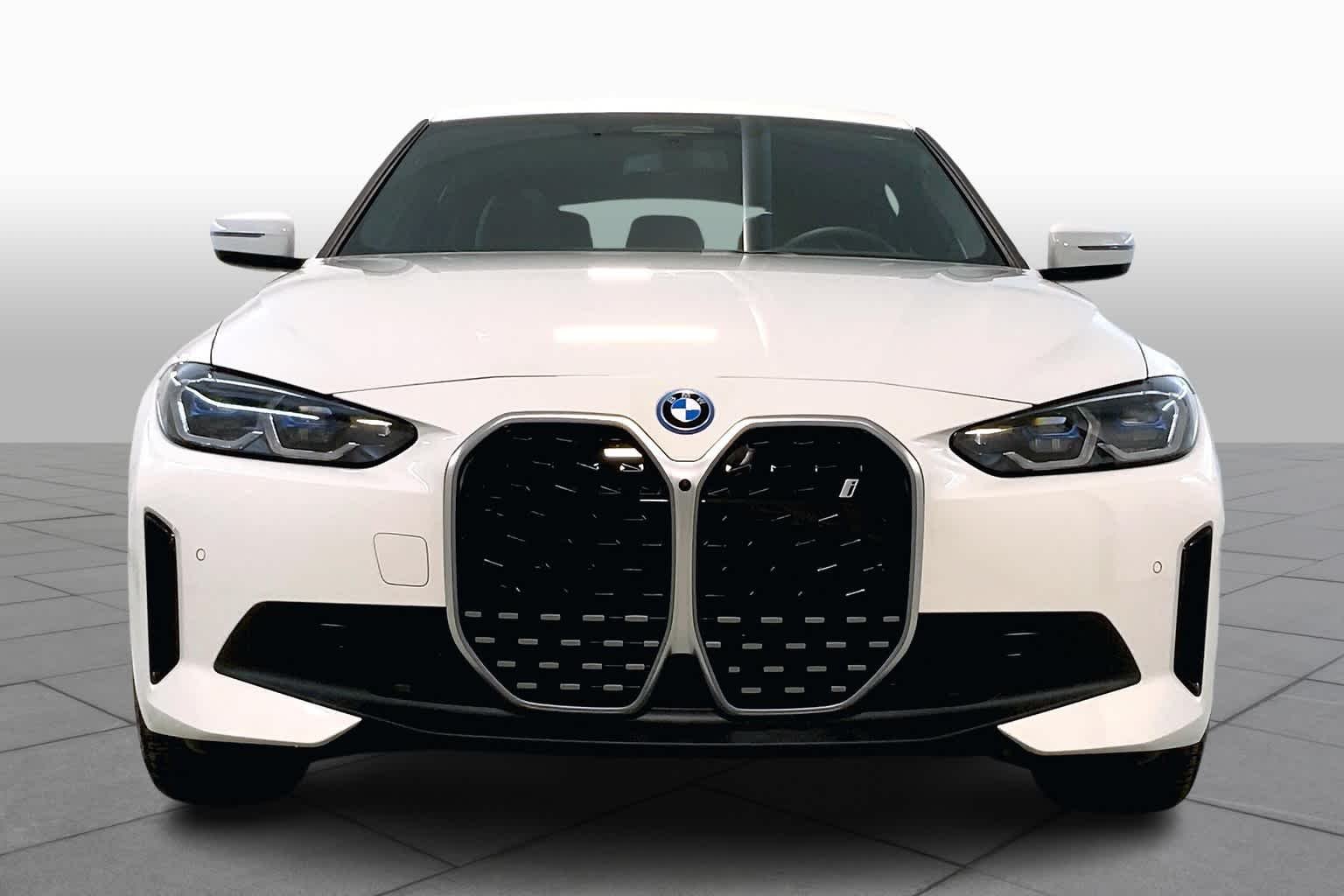 Used 2024 Alpine White BMW eDrive40 image 3