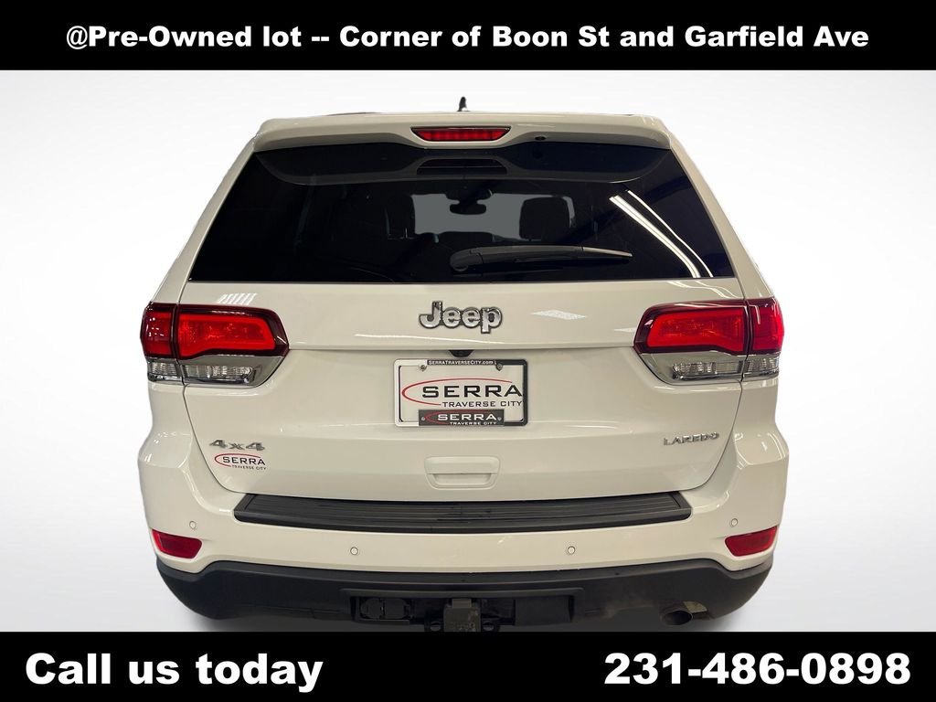 Used 2022 White Jeep Laredo X image 4