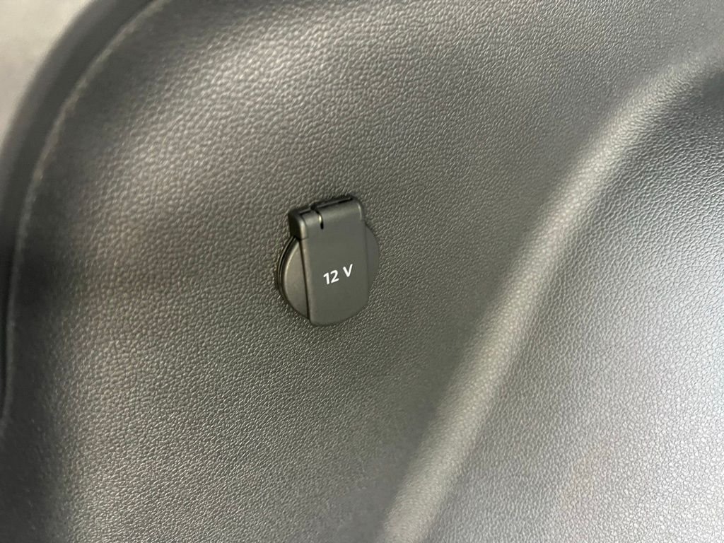 2026 Volkswagen Atlas Cross Sport SE w/Tech - Photo 44