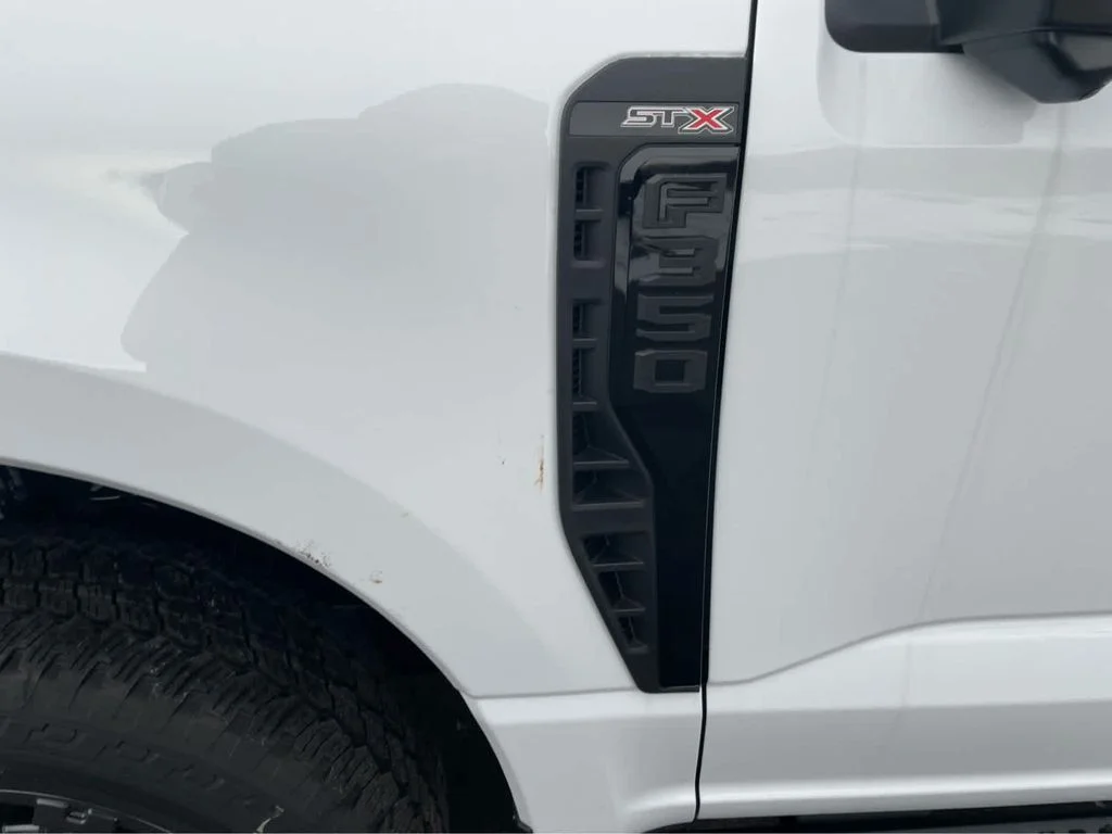 New 2026 Oxford White Ford F-350® XL image 10
