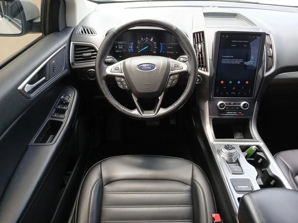 Used 2022 White Ford SEL image 12