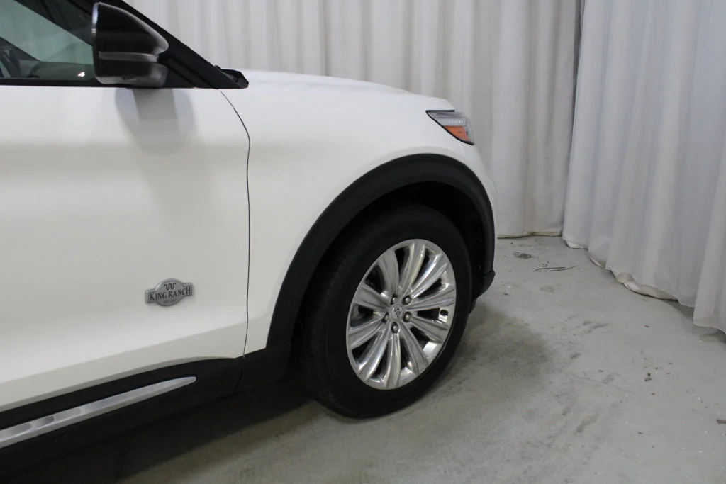 Used 2022 White Ford King Ranch image 29