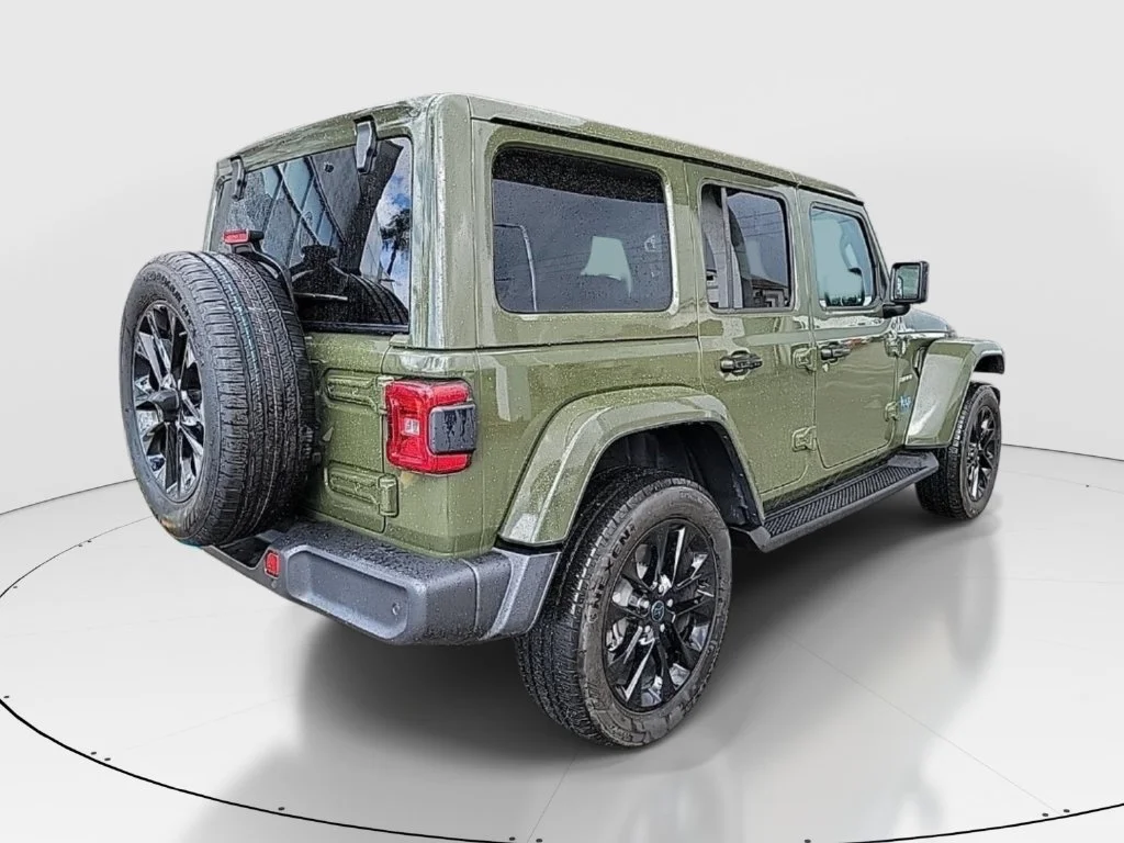 Used 2024 Green Jeep Sahara 4xe image 7