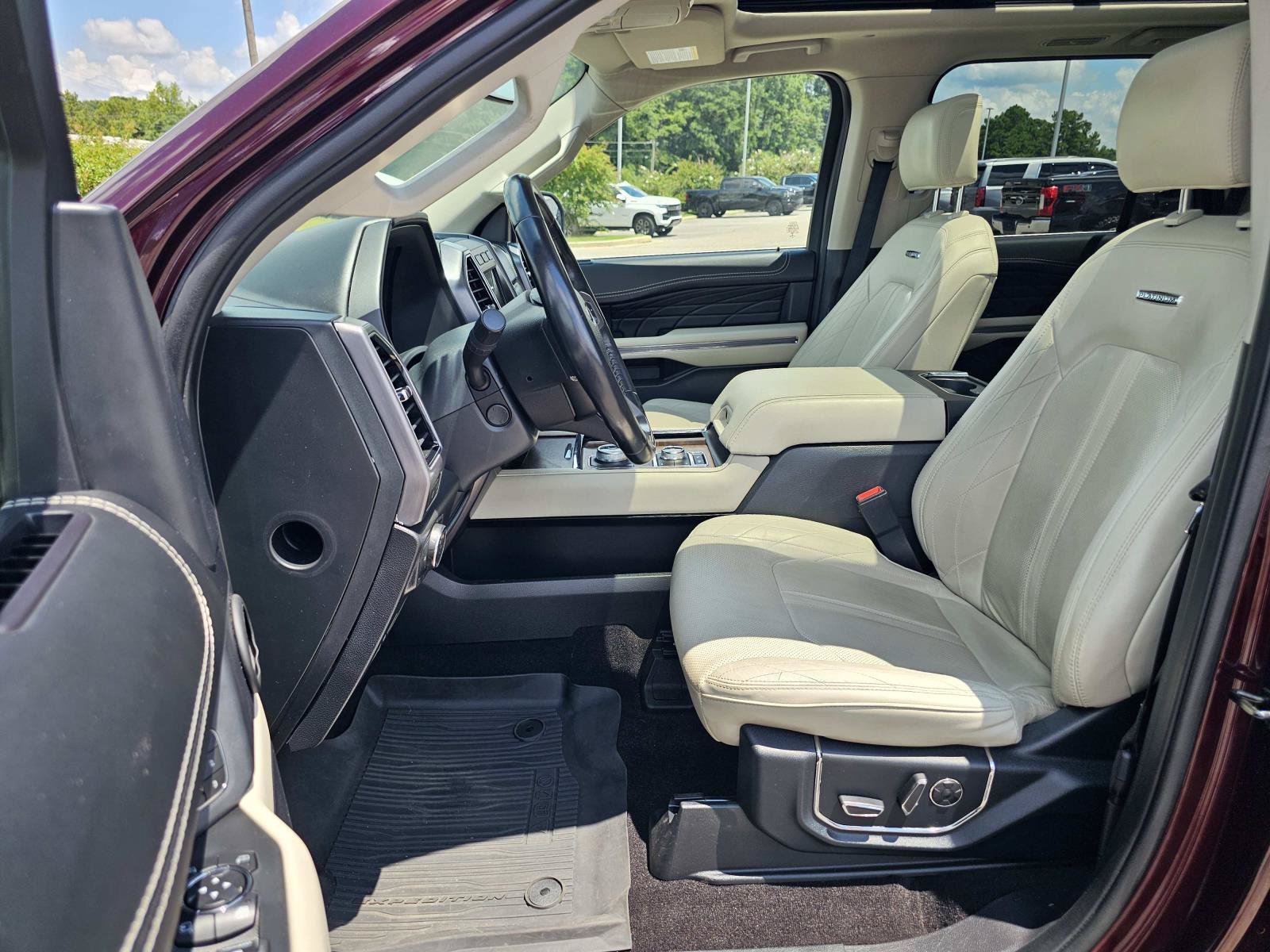 2021 Ford Expedition Platinum - Photo 18