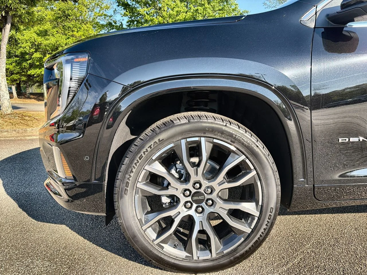 New 2026 Ebony Twilight Metallic GMC Denali Ultimate image 28