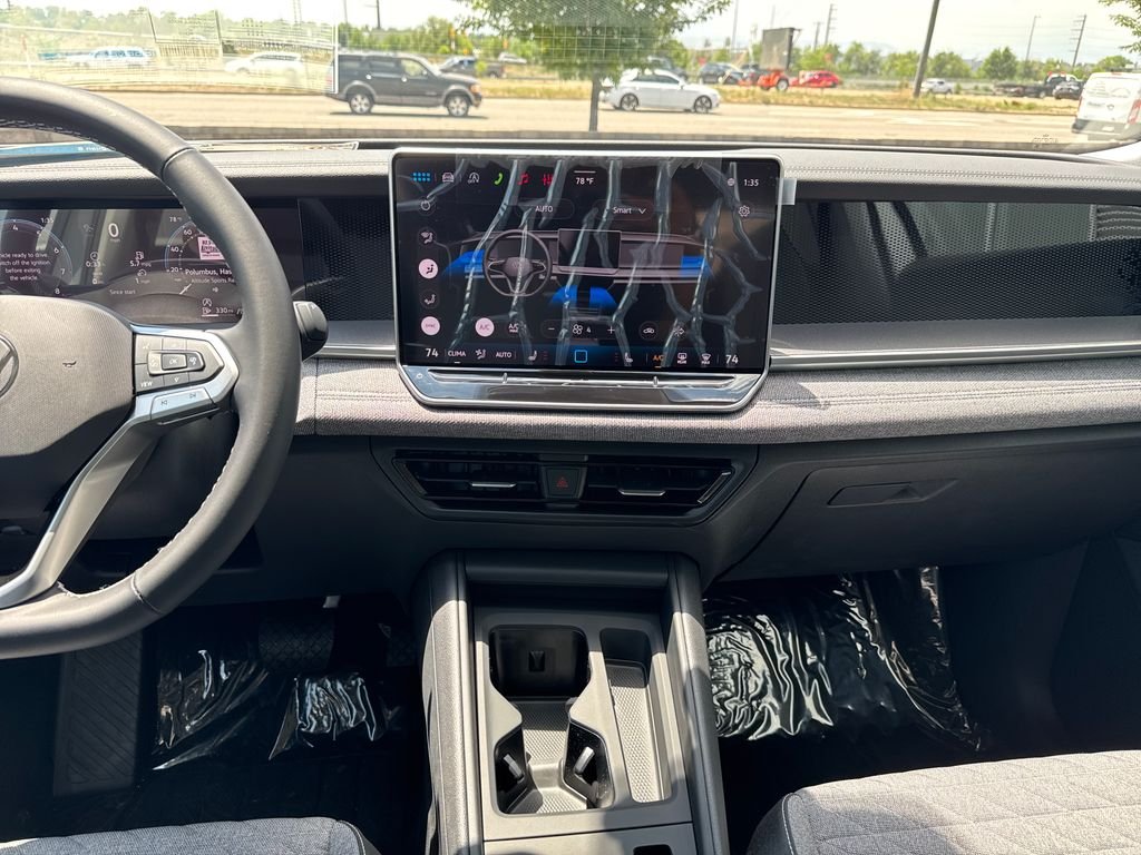 New 2026 Pure White Volkswagen 2.0T S image 25