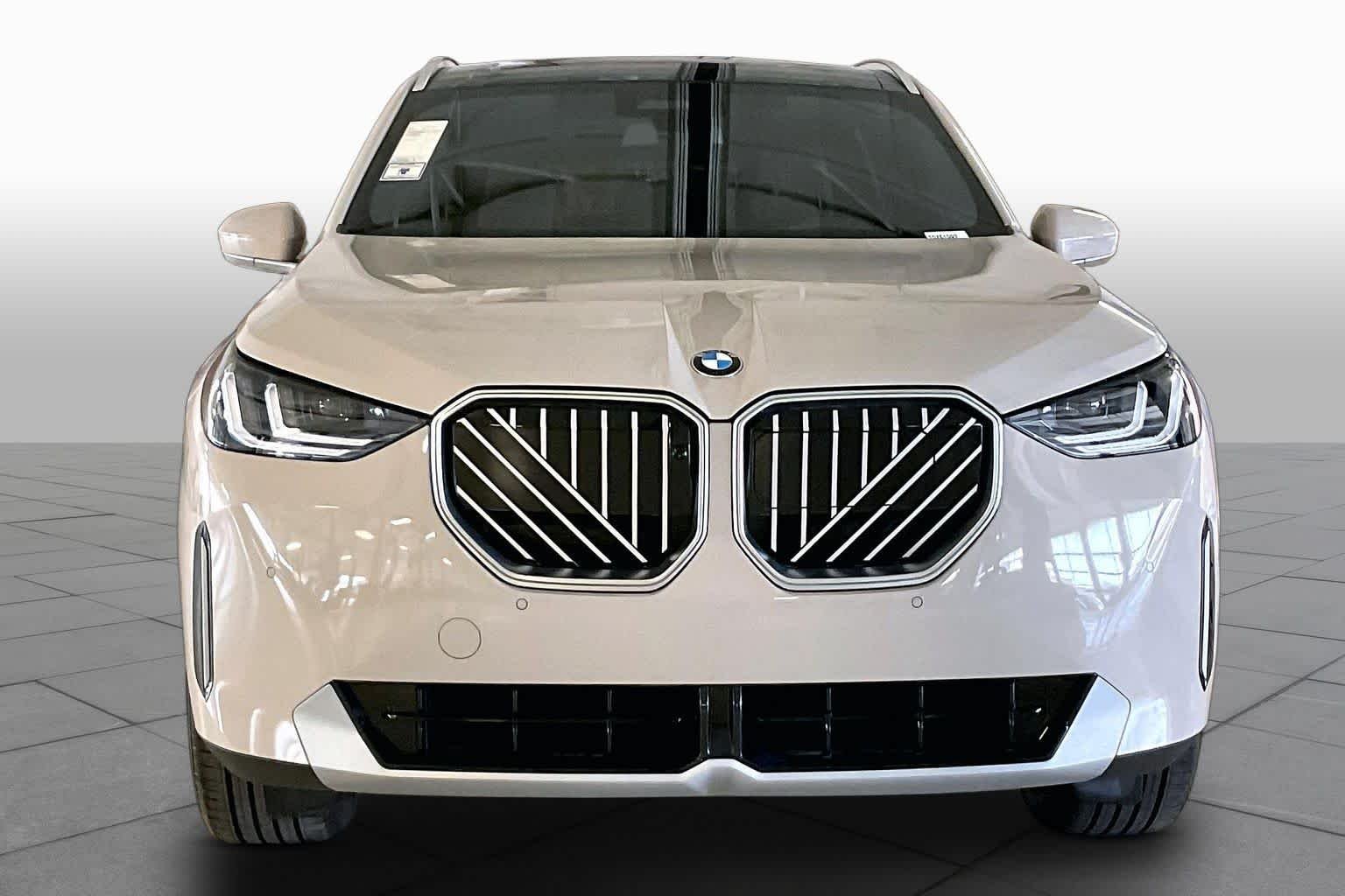 New 2026 Dune Grey Metallic BMW 30 xDrive image 3