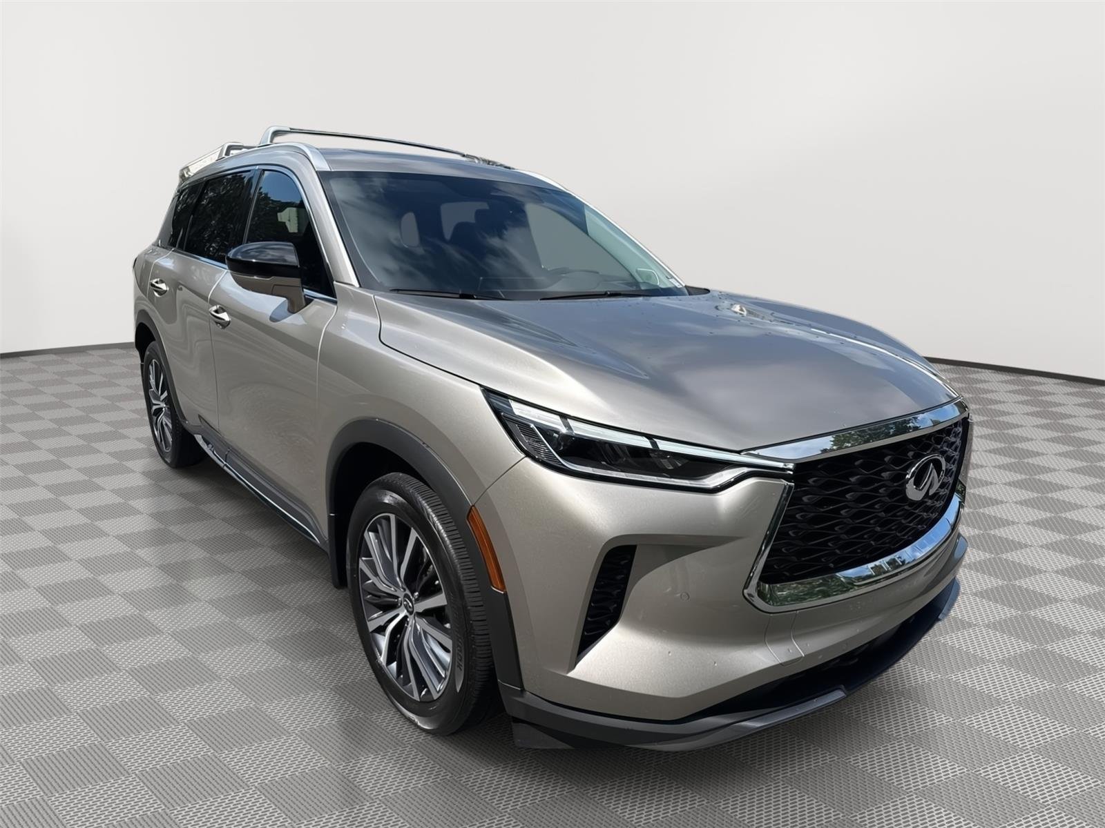 Used 2025 Warm Titanium INFINITI SENSORY image 4
