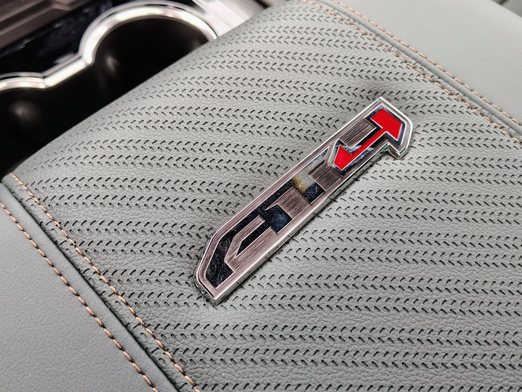 2026 GMC Yukon XL AT4 - Photo 32
