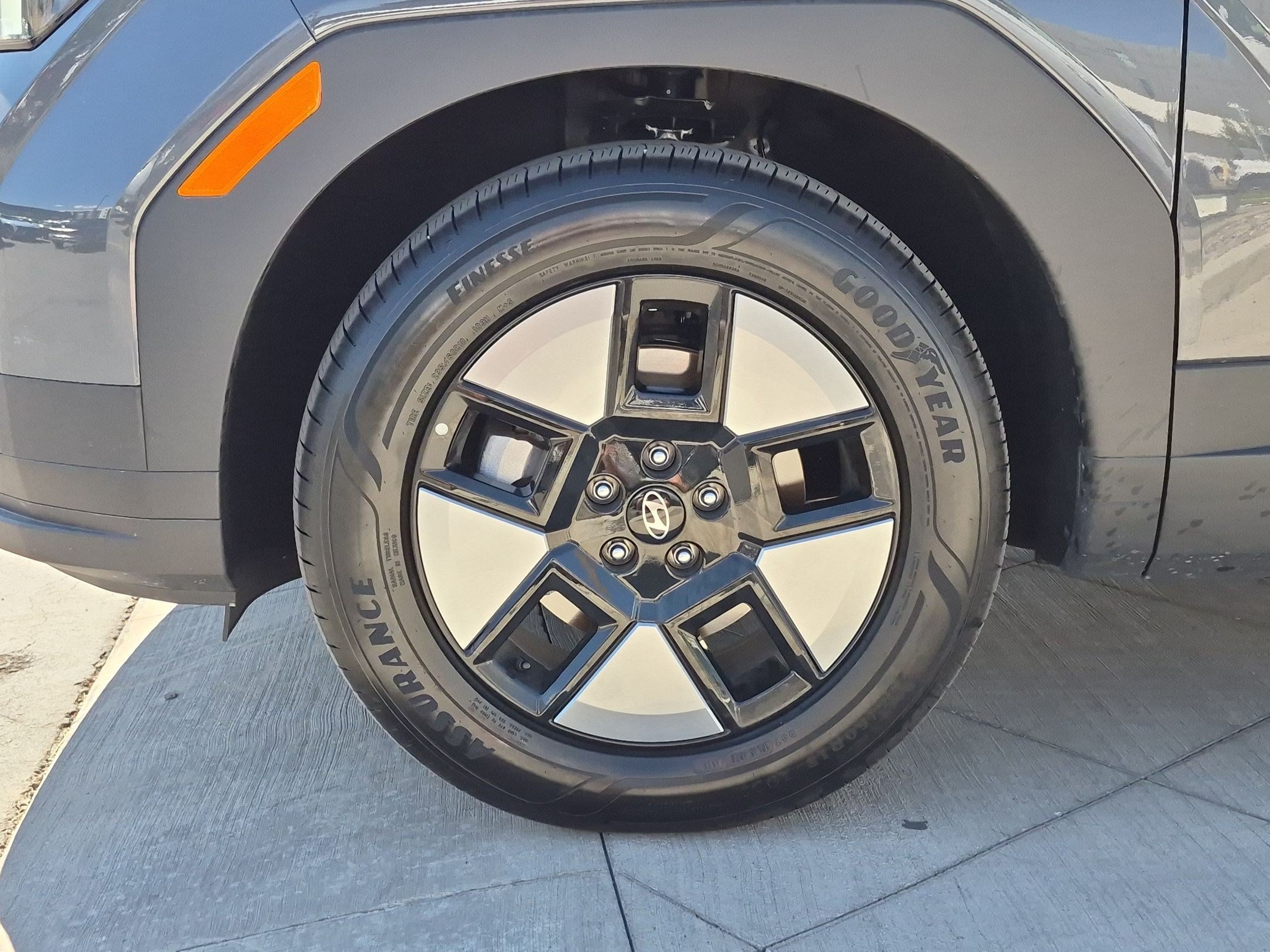 Certified Used 2026 Ecotronic Gray Hyundai SE image 12