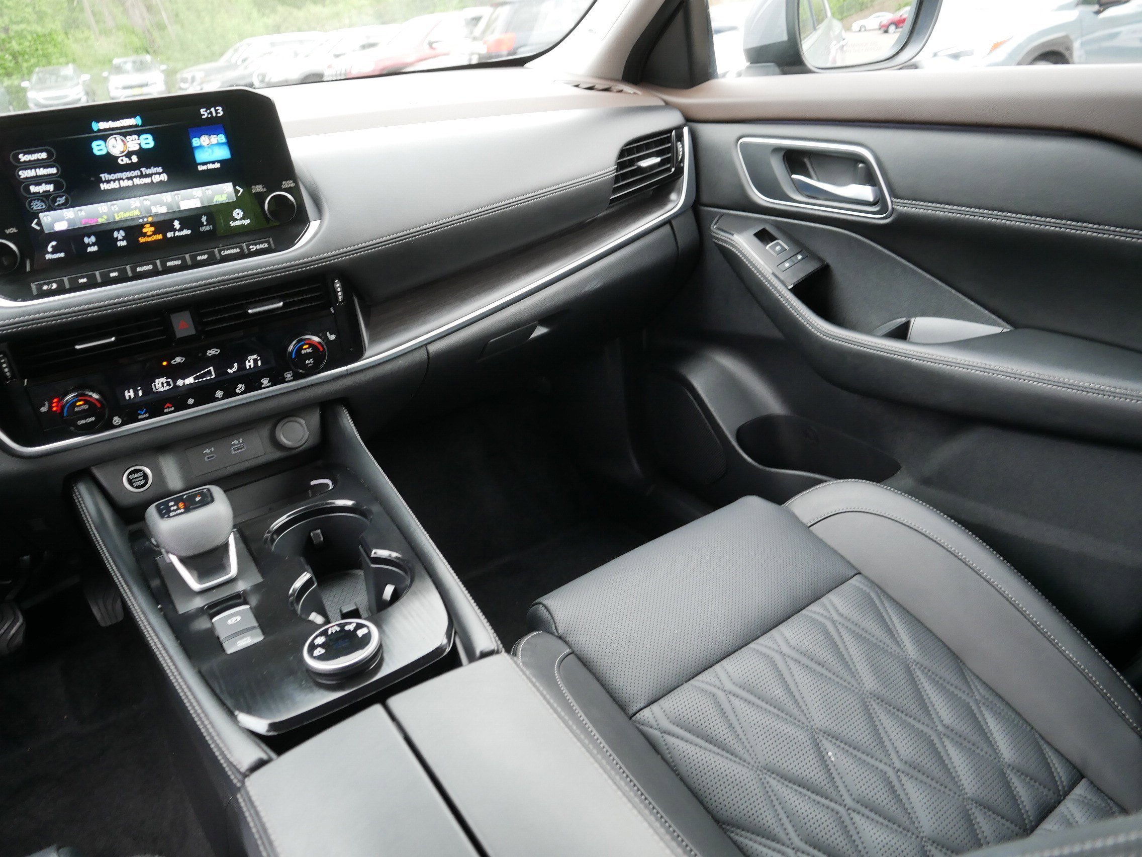 Used 2023 Boulder Gray Pearl Nissan Platinum image 11