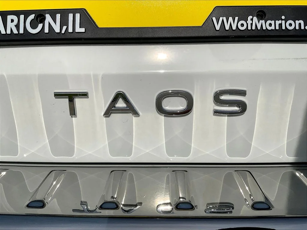 New 2026 White Volkswagen 1.5T S image 21