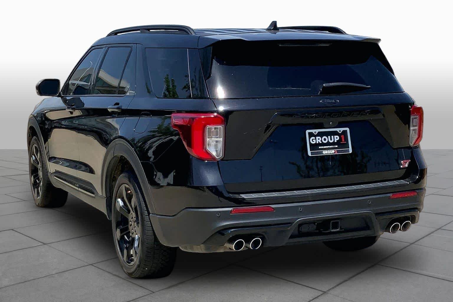 Used 2023 Agate Black Metallic Ford ST image 11