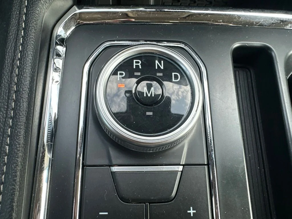 Used 2024 Black Ford XLT image 23