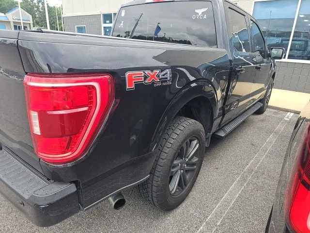 Used 2021 Black Ford XLT image 8