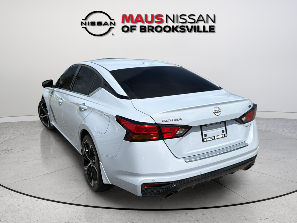 Used 2023 Pearl Nissan 2.5 SR image 8