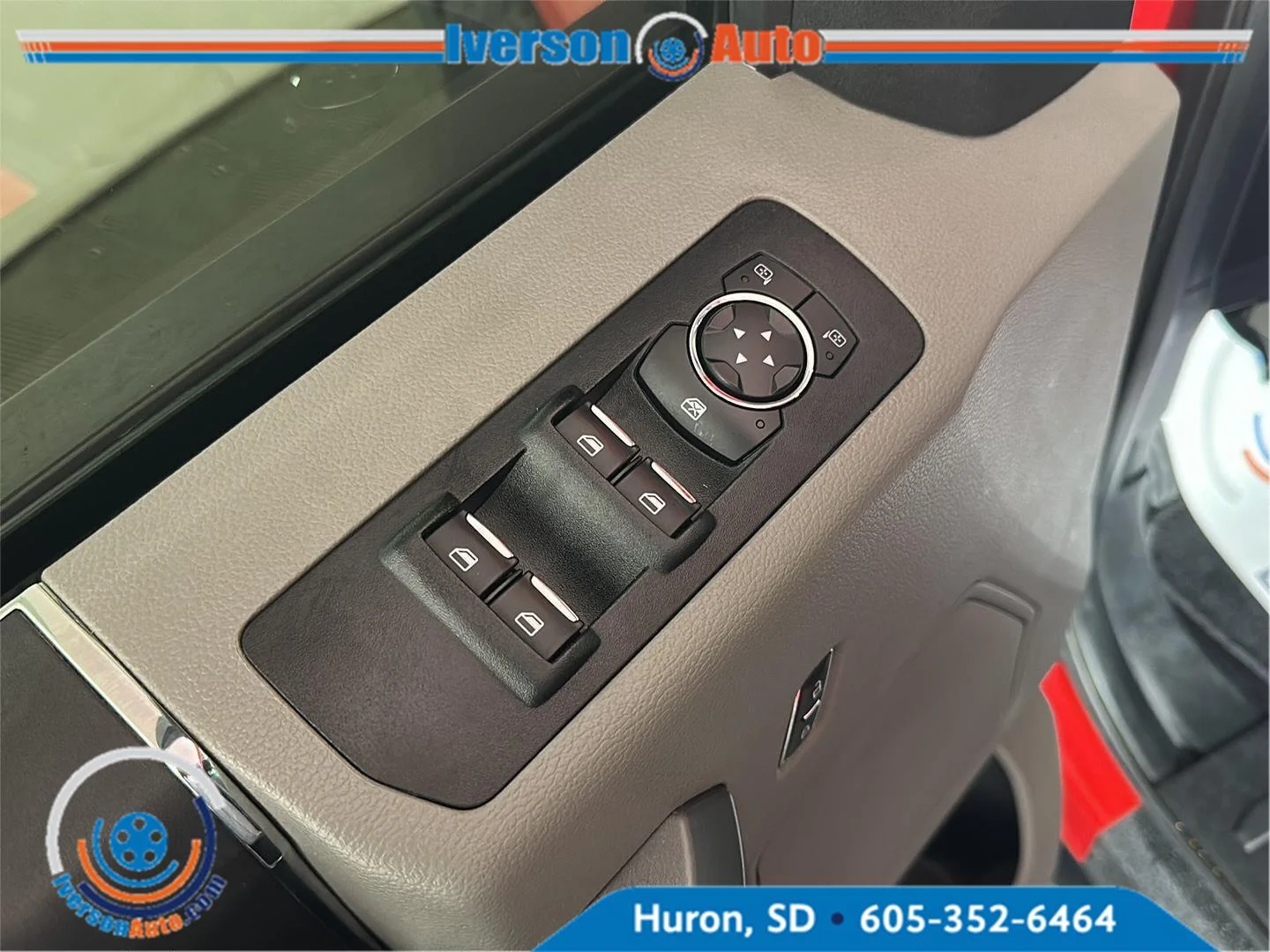 Used 2017 Race Red Ford XLT image 14