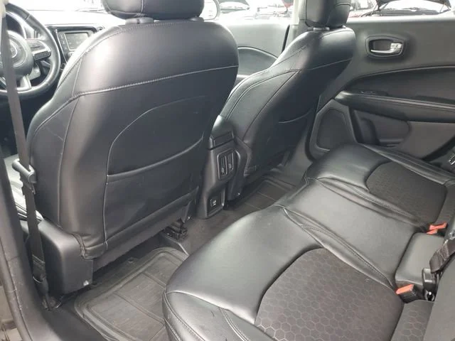 Used 2018 Diamond Black C Jeep Altitude image 21