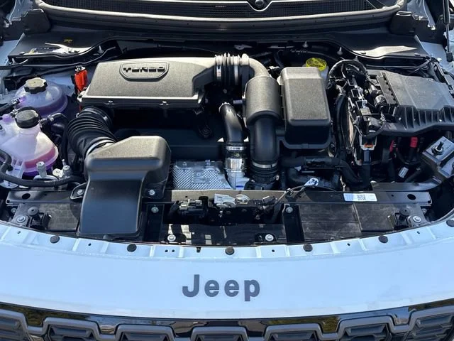 New 2026 Bright White Clearcoat Jeep Laredo image 28