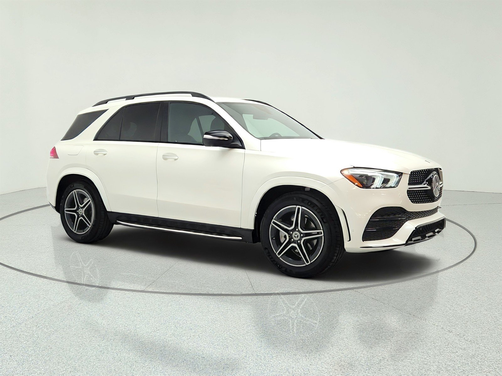 Used 2022 MANUFAKTUR Diamond White Bright Mercedes-Benz GLE 350 SUV image 3
