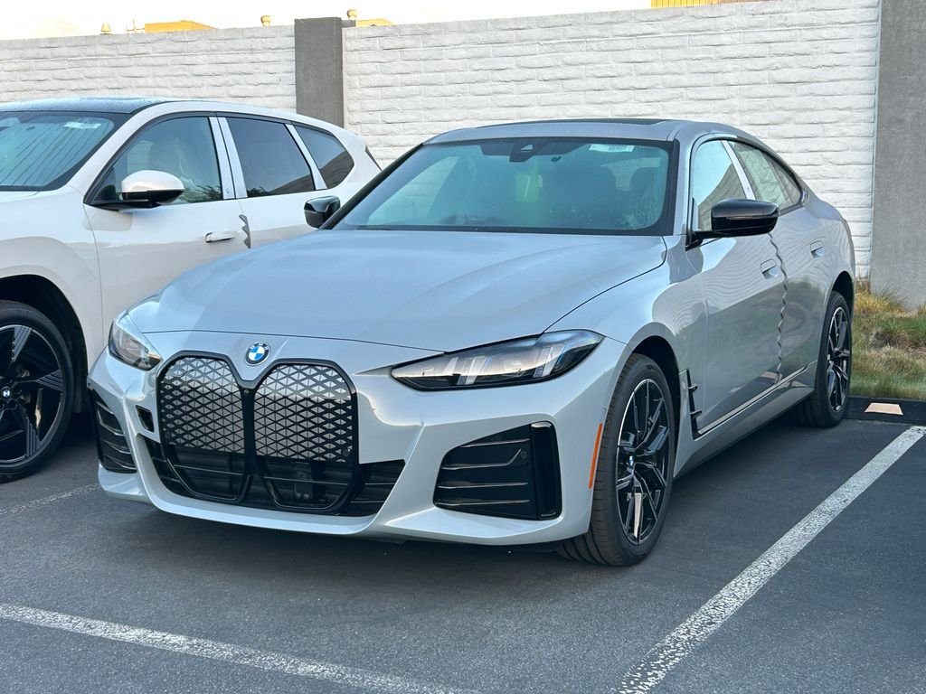 New 2026 Brooklyn Grey Metallic BMW eDrive40 image 2