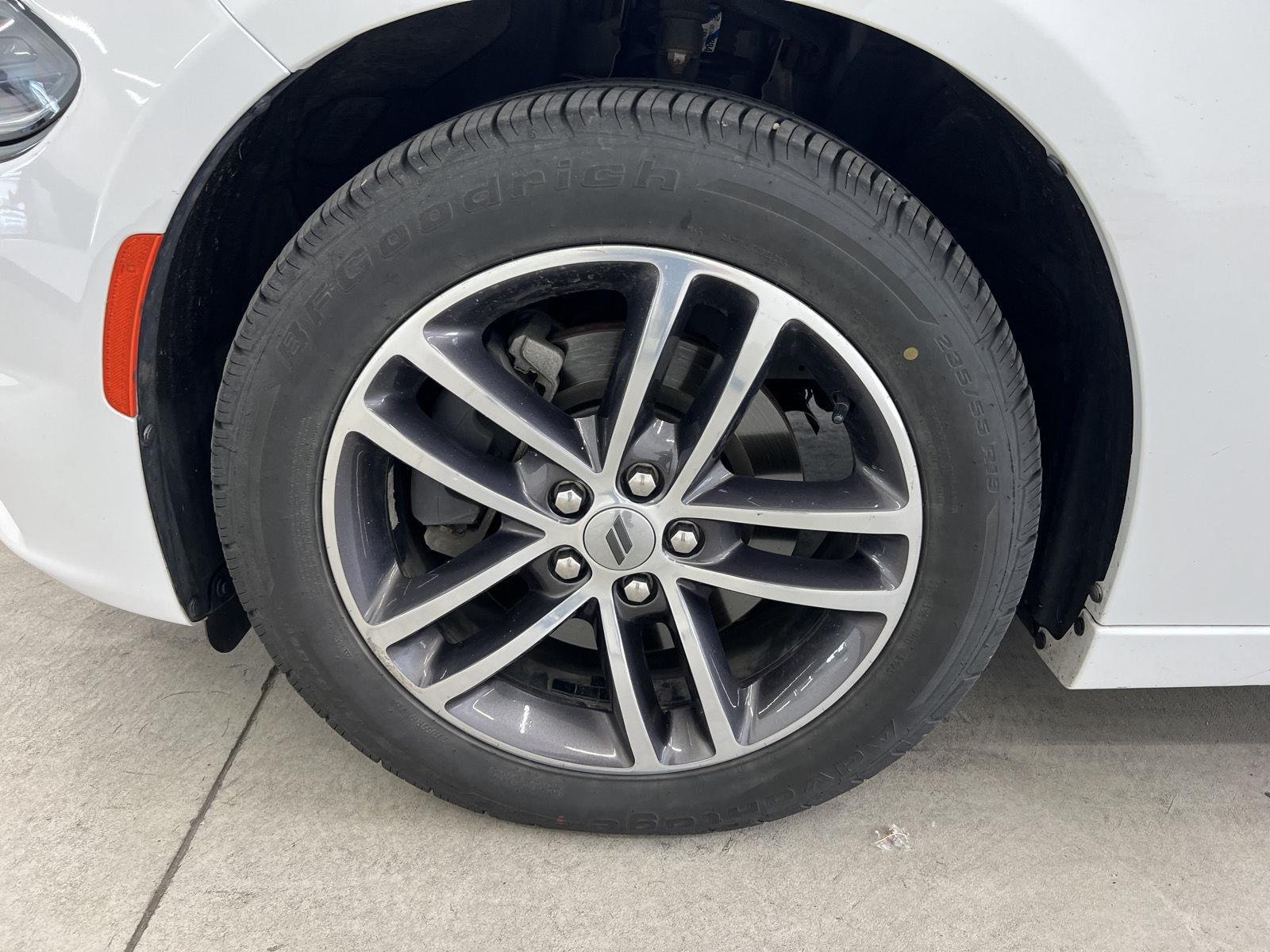 2019 Dodge Charger SXT - Photo 7